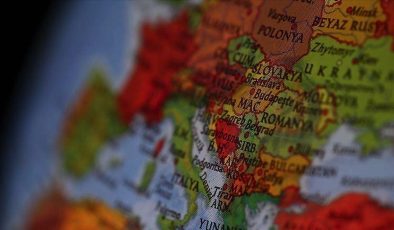 Sırbistan Hakkında Bilgiler; Sırbistan Bayrağı Anlamı, 2024 Nüfusu, Başkenti, Para Birimi Ve Saat Farkı