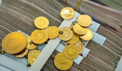 Gram altında kısa vadeli tahmin! Ekonomist Baydar: Bu seviyenin görülme ihtimali yüksek