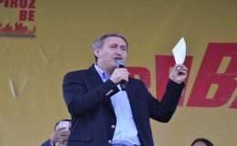 DEM Parti Eş Genel Başkanı Bakırhan Batman’da konuştu! “Barış ve çözüm deklarasyonunun arkasındayız”