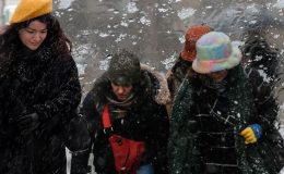 Son dakika… Meteoroloji uyardı! Sıcaklıklar İstanbul dahil 7 derece düşecek! Kar ve sağanak geliyor