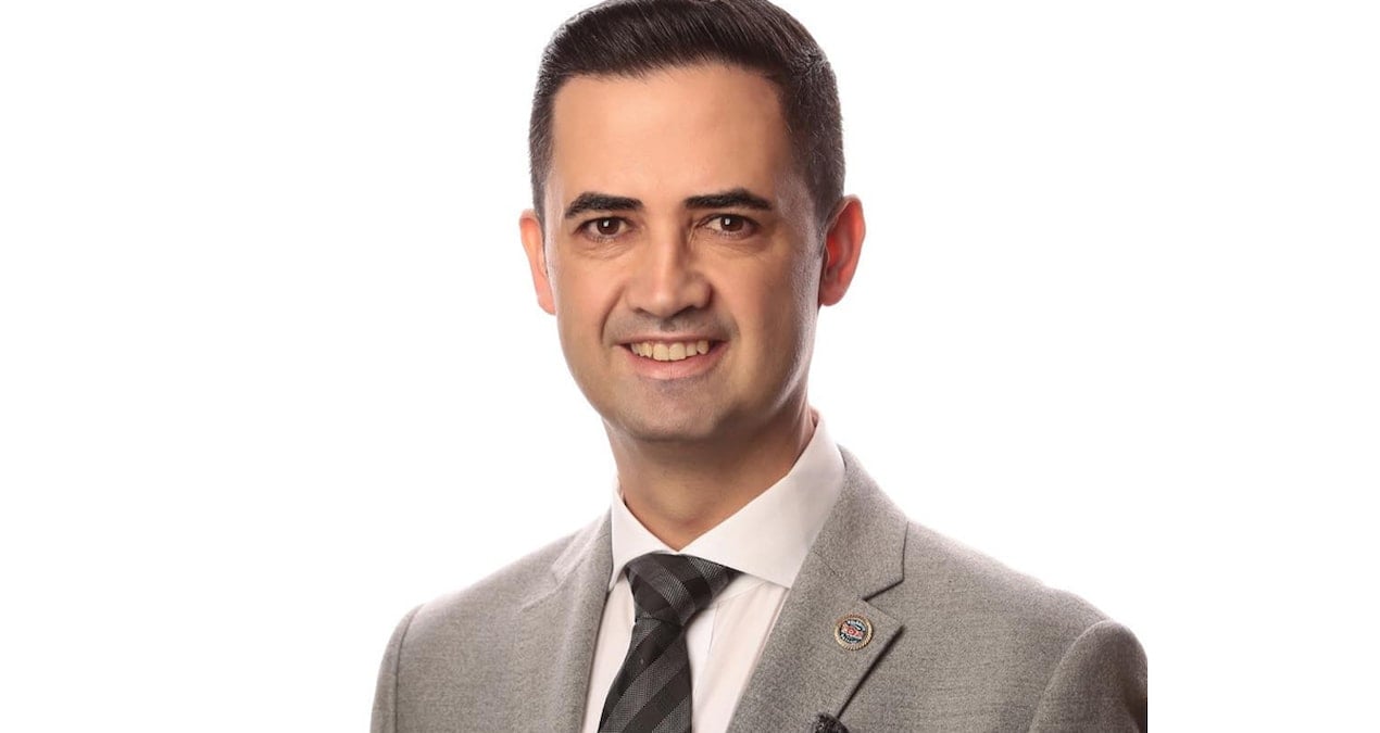 Belediye Başkanı Mustafa Özmen gözaltına alındı